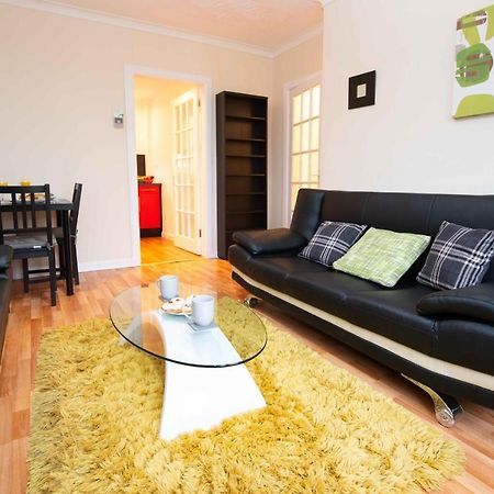 Premier - Chapel Apartment With Driveway! Cleland المظهر الخارجي الصورة