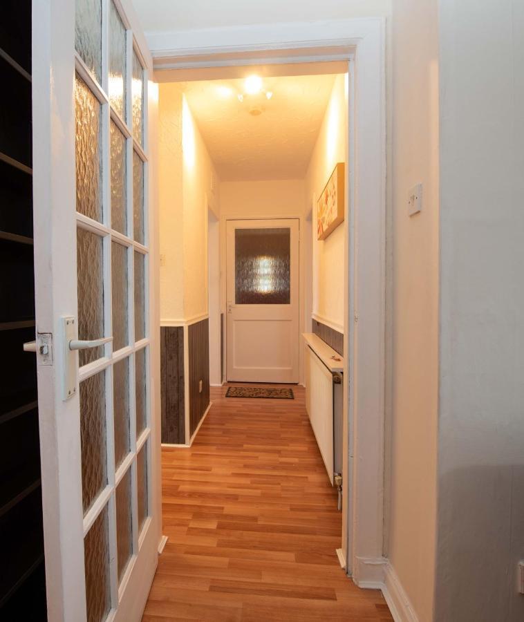 Premier - Chapel Apartment With Driveway! Cleland المظهر الخارجي الصورة