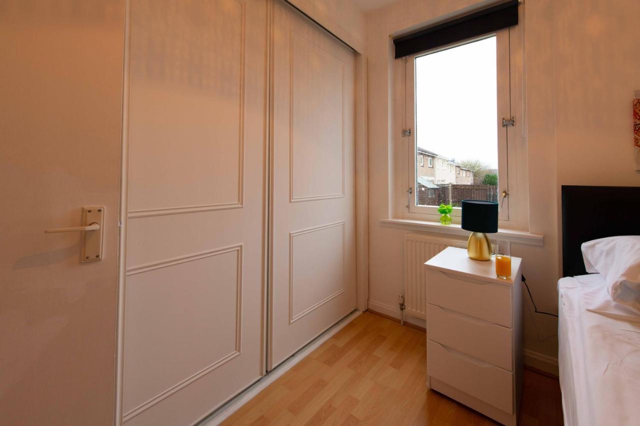 Premier - Chapel Apartment With Driveway! Cleland المظهر الخارجي الصورة